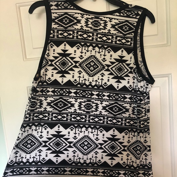 Lularoe 2XL TankTop - NWT - Picture 5 of 5